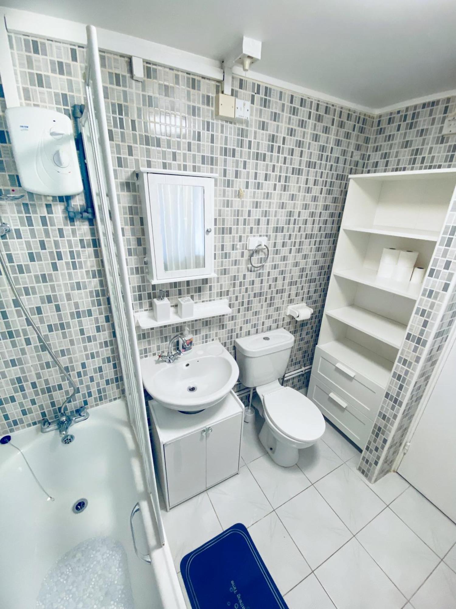 2 Bedroom Flat, Dalston Junction, London Exteriör bild